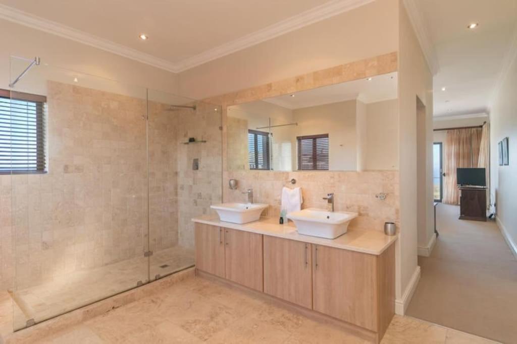 Villa Sw2 - Pezula Luxury *